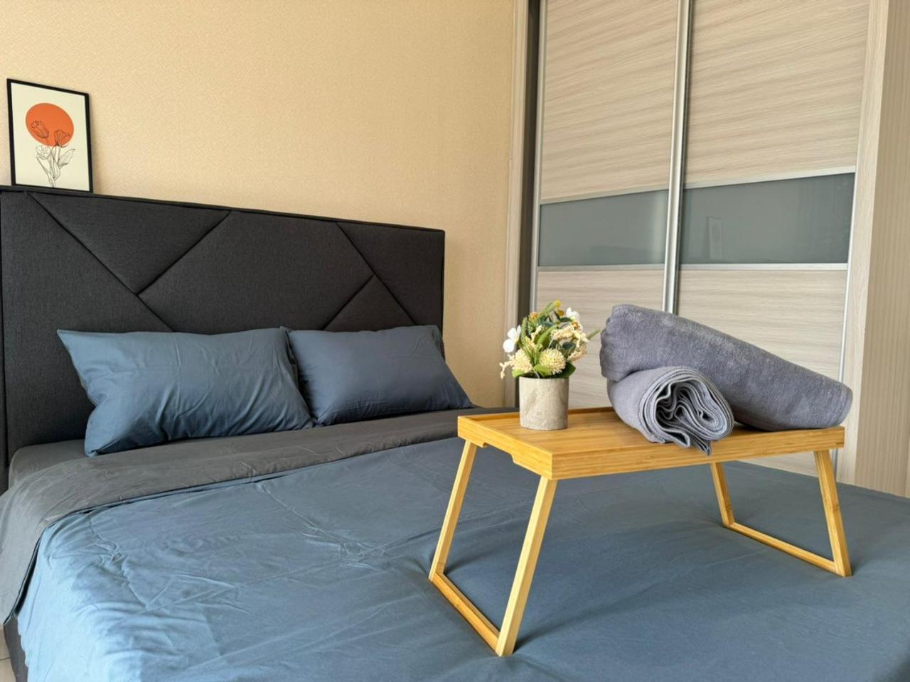 Pangsapuri Trion Kl, Klcc Trx Ikea At Chan Sow Lin, By One *
