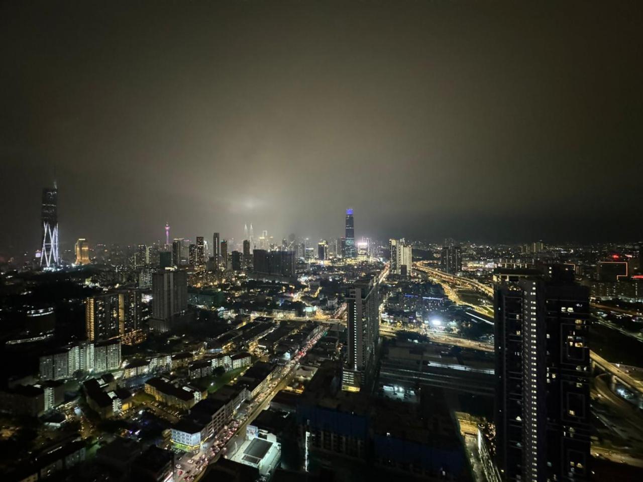Trion Kl, Klcc Trx Ikea At Chan Sow Lin, By One Apartment Kuala Lumpur