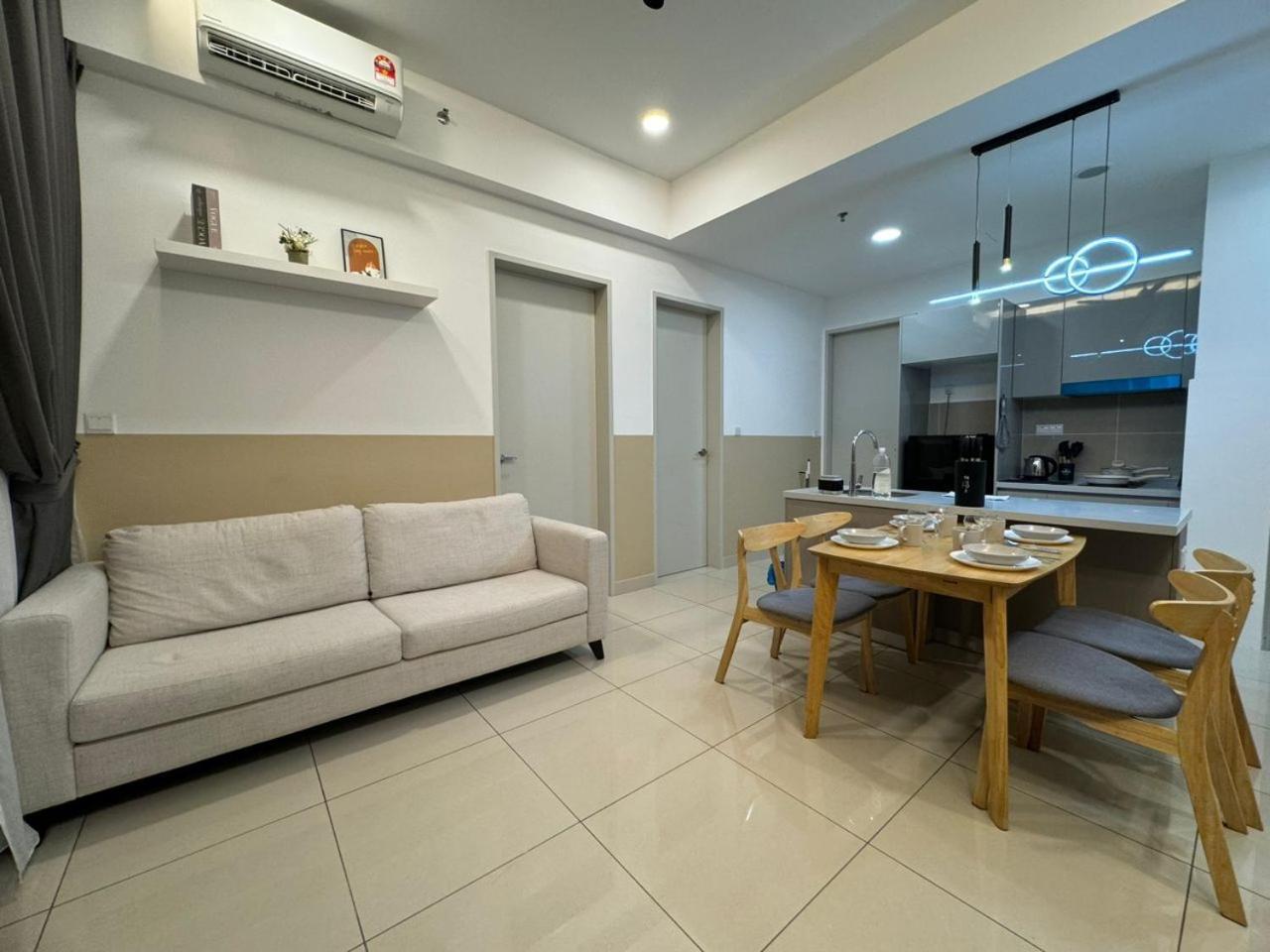 Apartment Trion Kl, Klcc Trx Ikea At Chan Sow Lin, By One