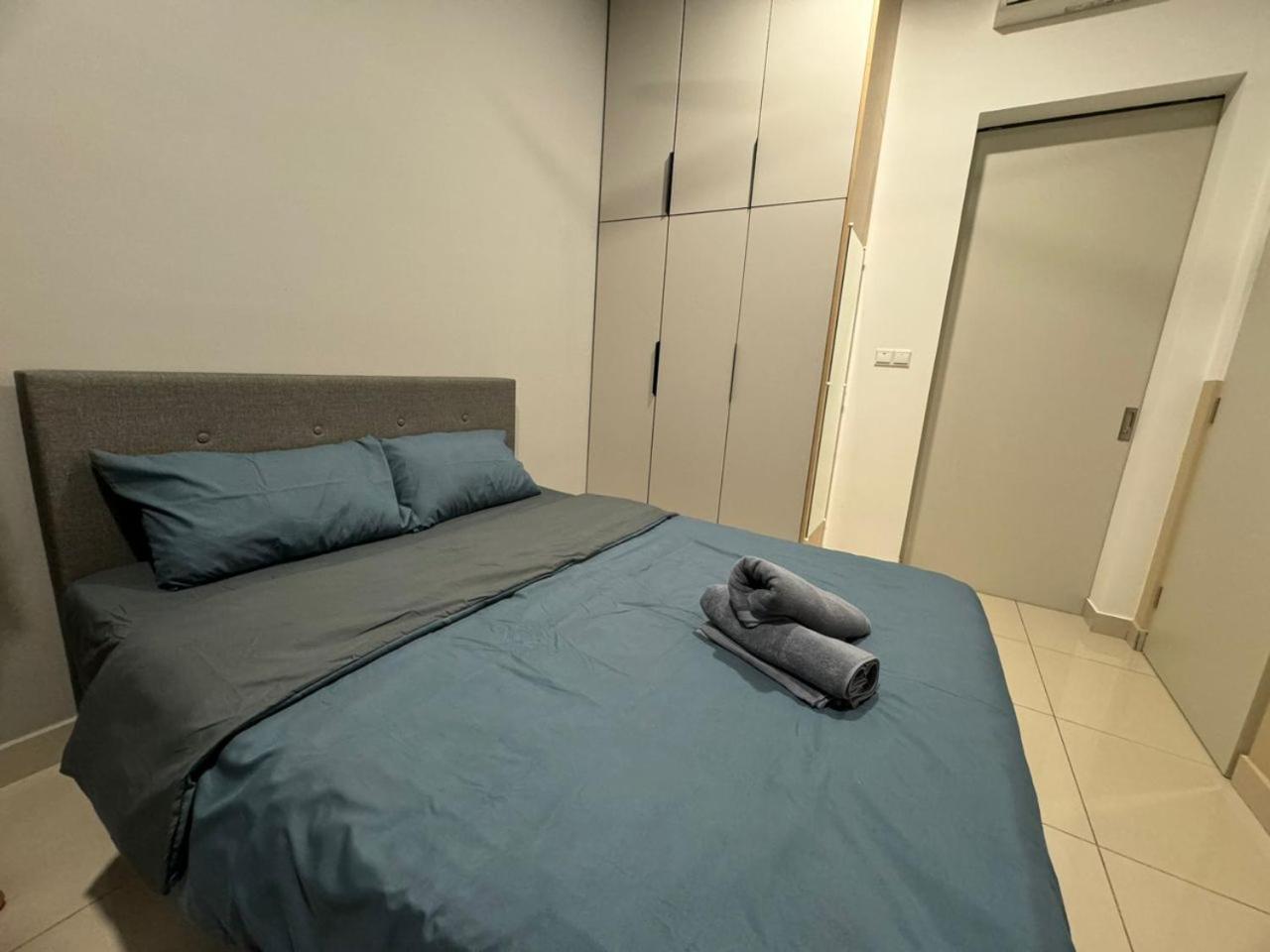 Trion Kl, Klcc Trx Ikea At Chan Sow Lin, By One Apartment